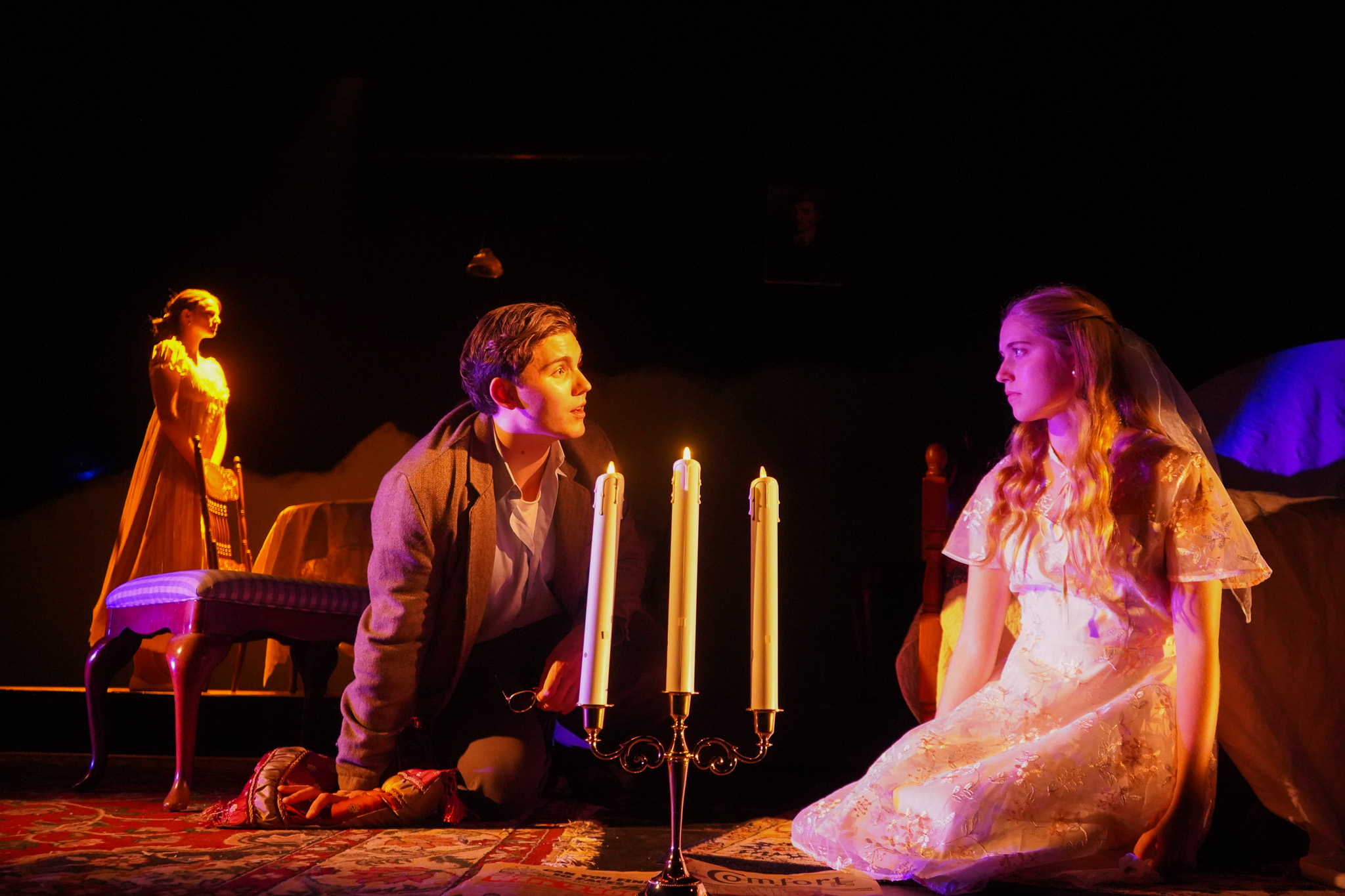 The Glass Menagerie production photo