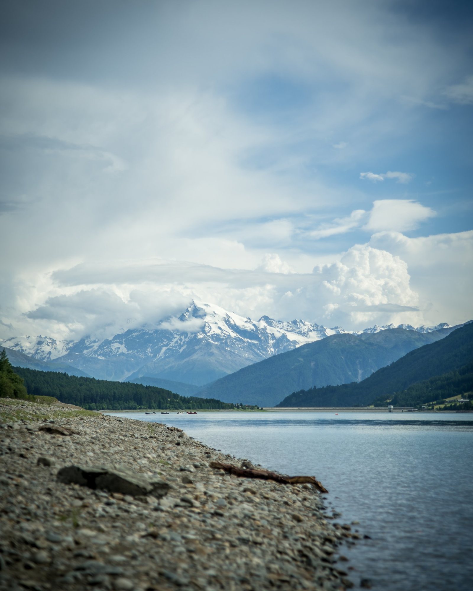 Alpine lake under the glaciers