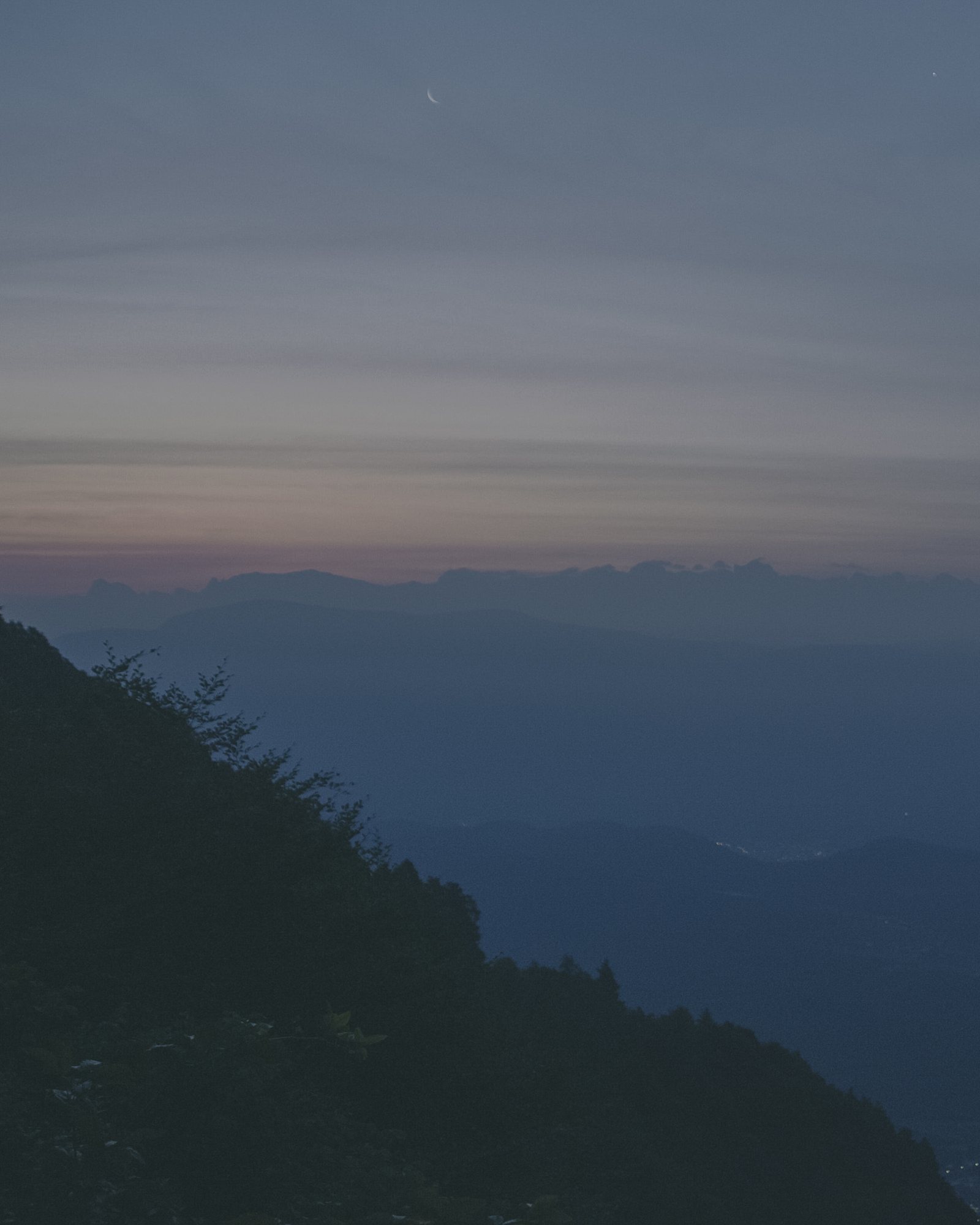 Moonrise above the valley
