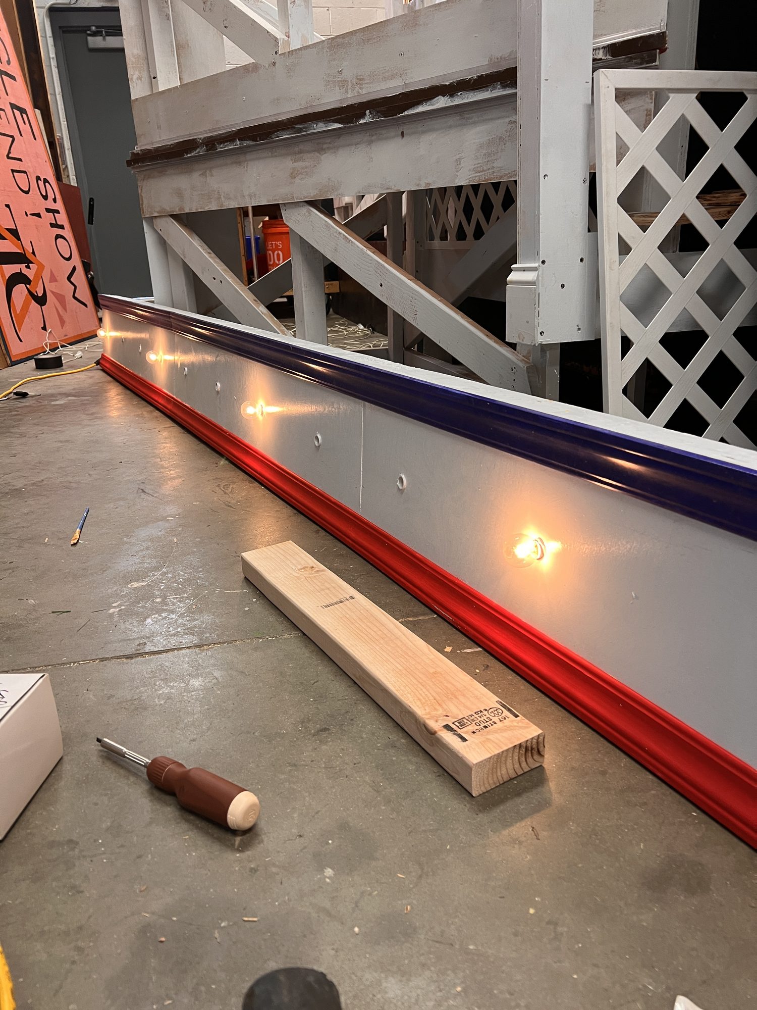 Assembled section with lamps installed