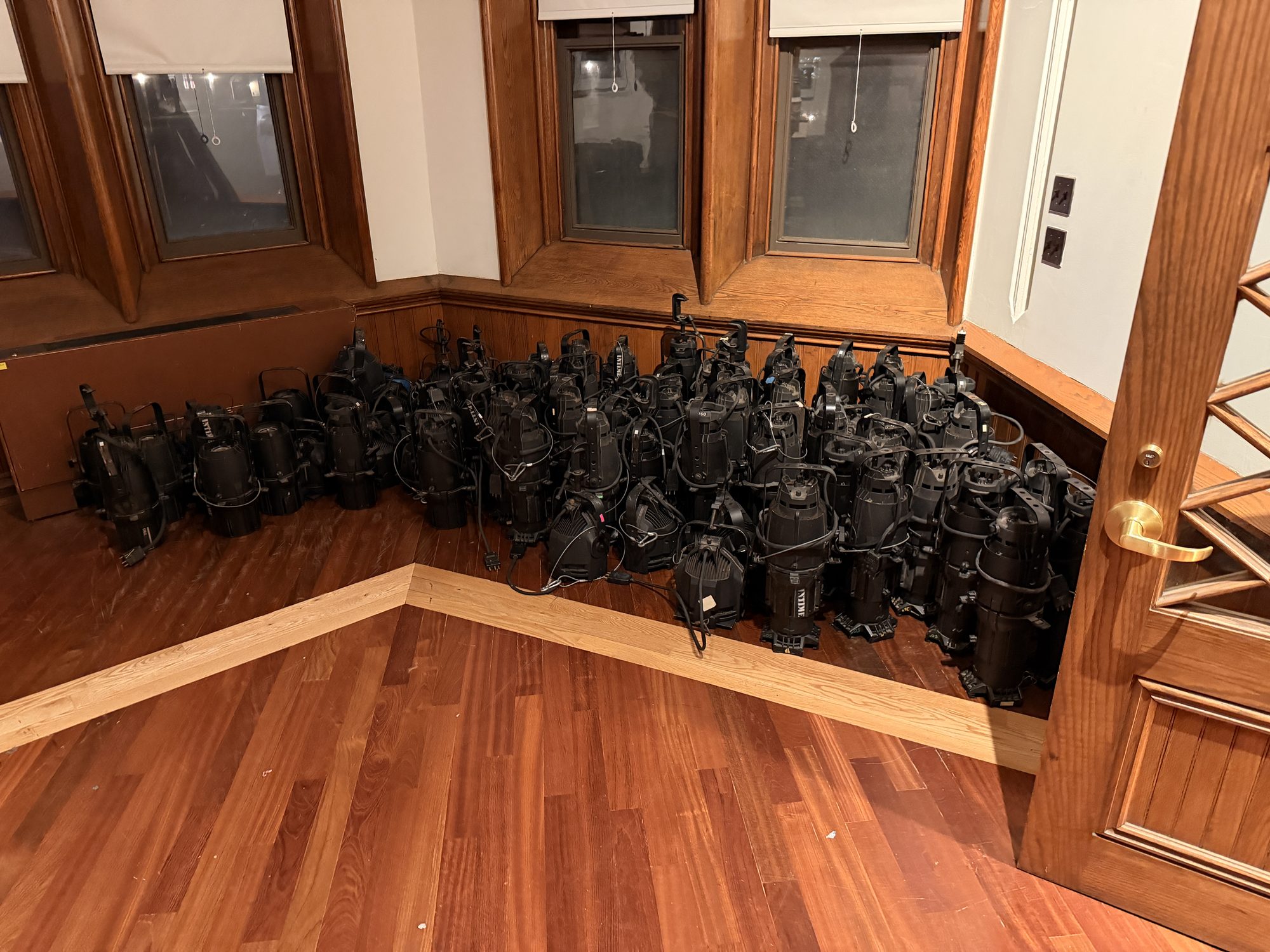 Lobby staging